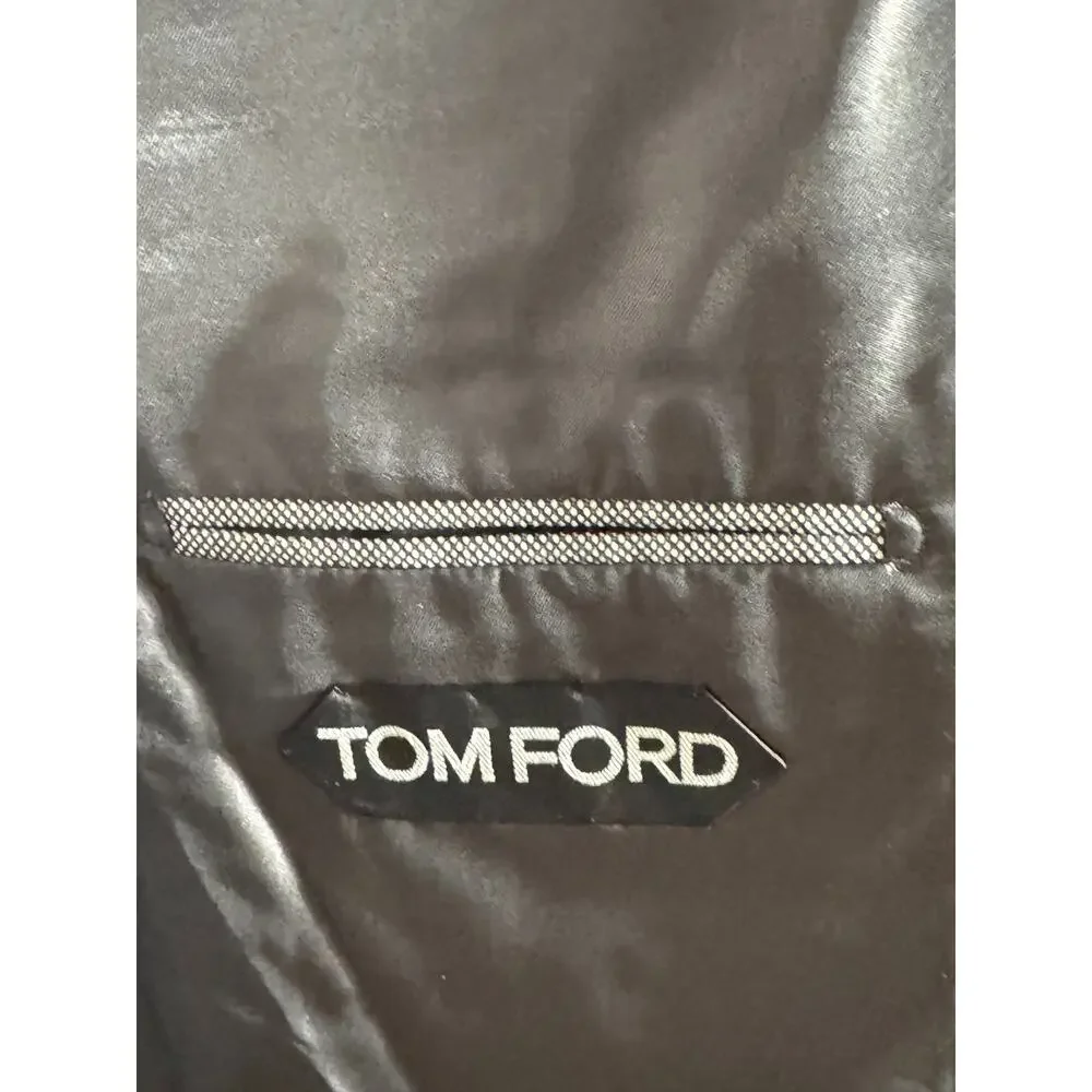 Tom Ford Nailhead Gray Suit 54 44R Shelton 36x31 Trousers Notch Lapel